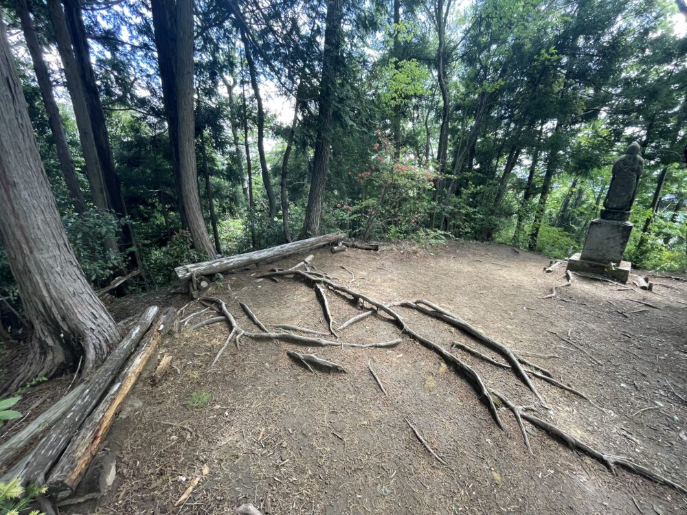 中沢山 休憩所