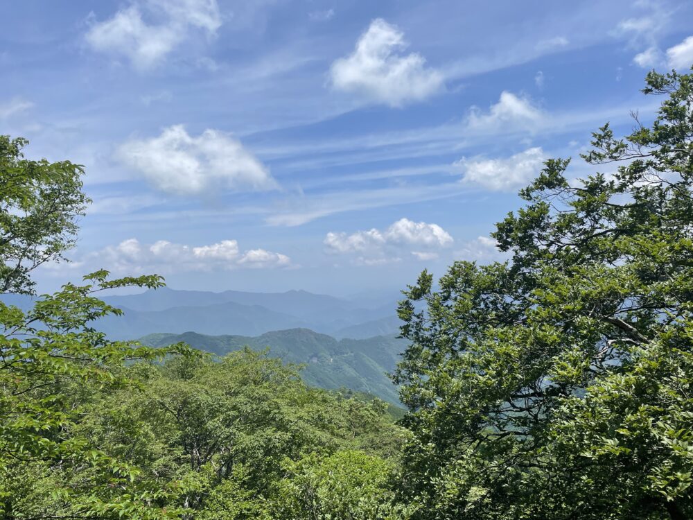 三頭山 景色